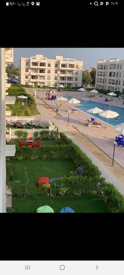 شاليه فرش فندقي بقرية بالميرا بيتش العين السخنه للعائلات ไอน์ ซกนา ภายนอก รูปภาพ
