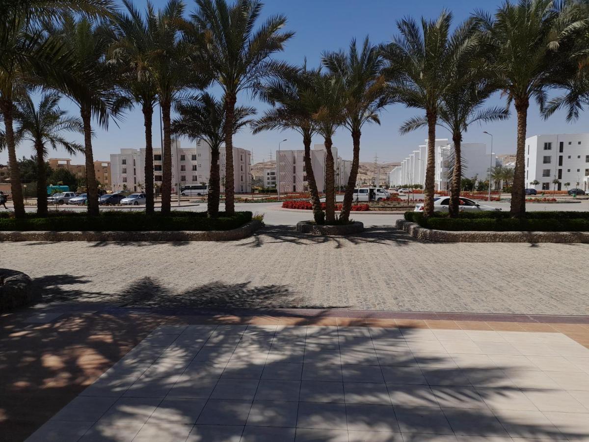 شاليه فرش فندقي بقرية بالميرا بيتش العين السخنه للعائلات ไอน์ ซกนา ภายนอก รูปภาพ